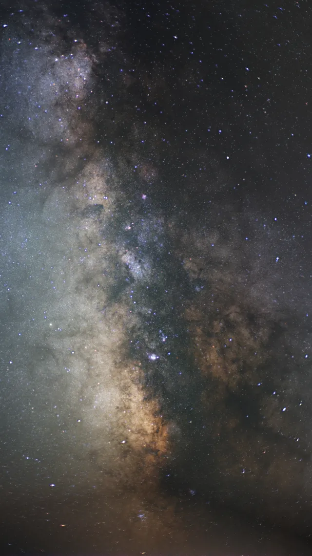 A vertical view of the Milky Way